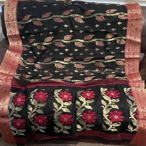 Bengal heritage Taant Tassaur Benarasi  Meenakari Weaving saree